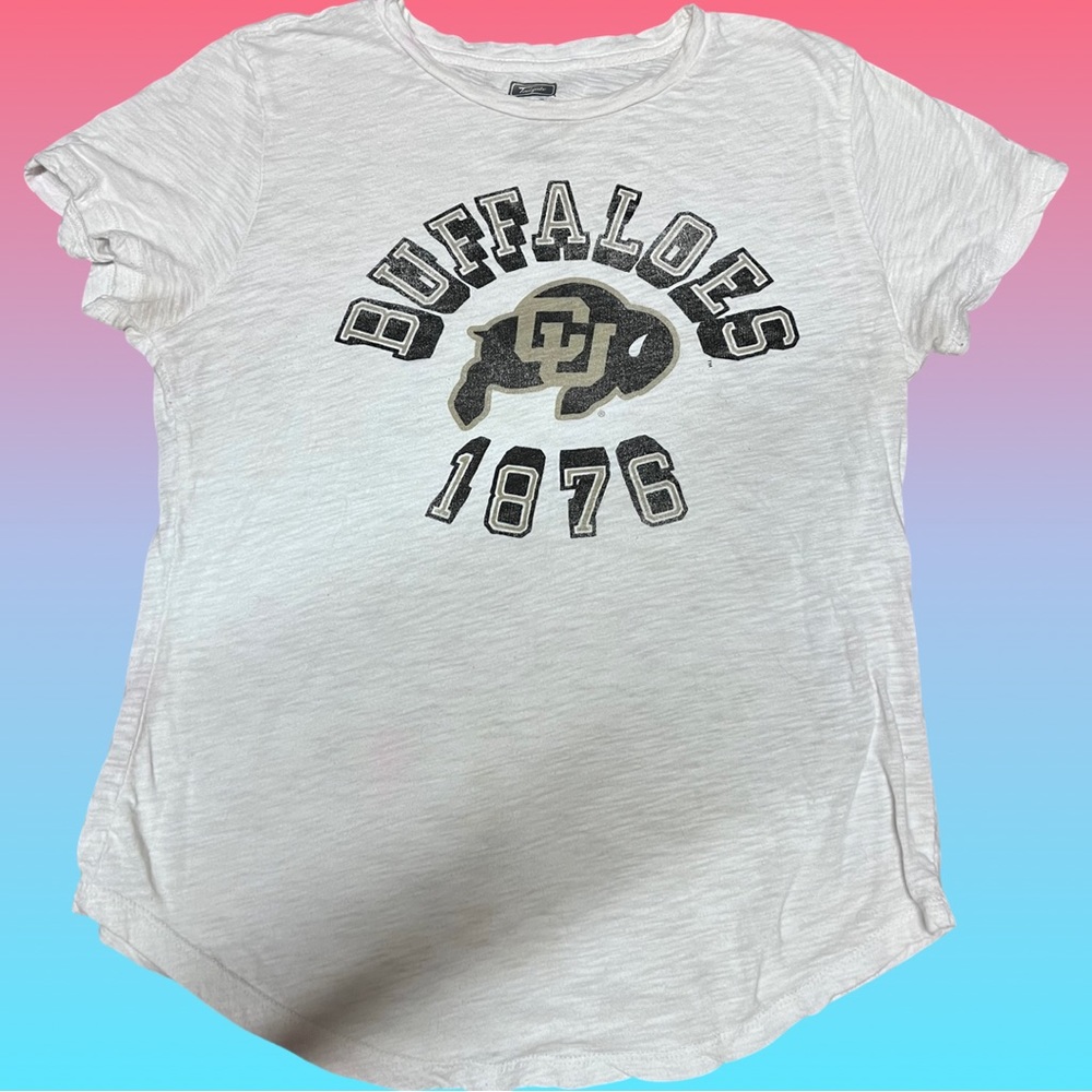 CU BUFFS WOMEN’S AMERICAN EAGLE TEE